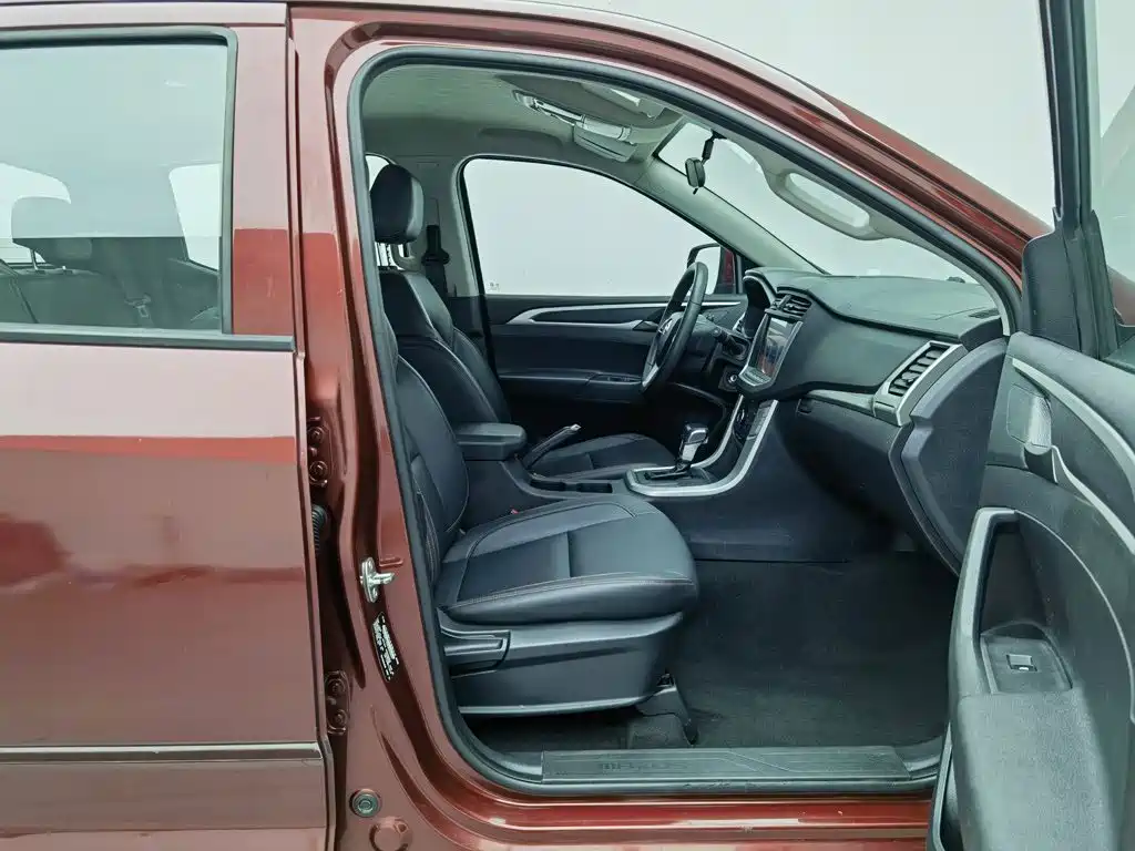 MAXUS T60 — миниатюра 23