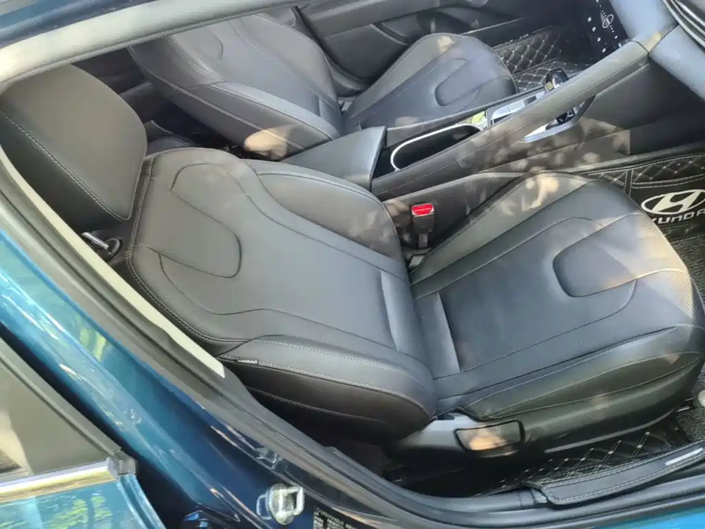 Hyundai Elantra — миниатюра 25