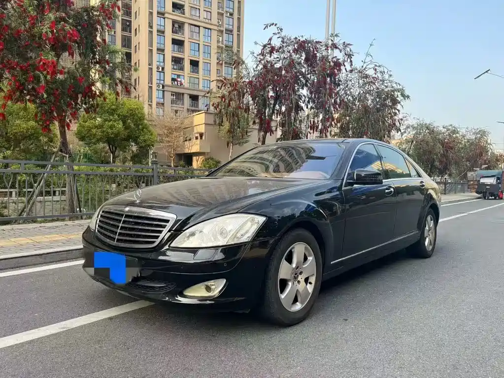 Mercedes-Benz S-Class 2007
