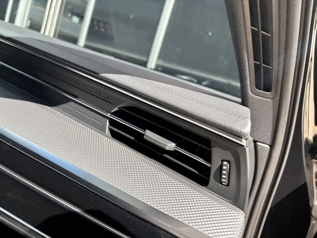 Audi A6L — миниатюра 43