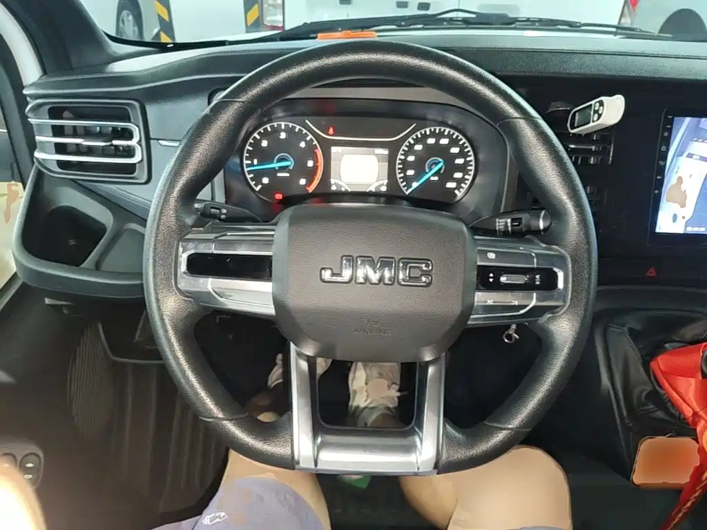 JMC JMC Fushun — миниатюра 11