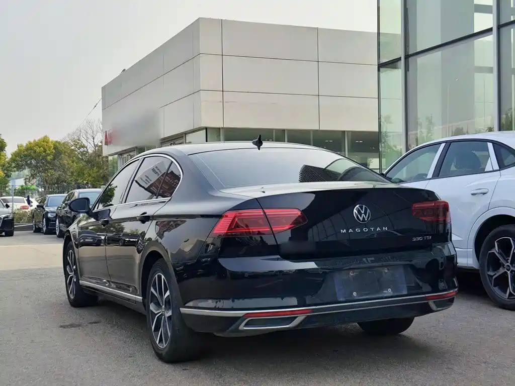 Volkswagen Magotan 2020 330TSI DSG Lead