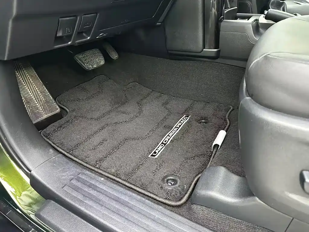 Toyota Prado — миниатюра 18