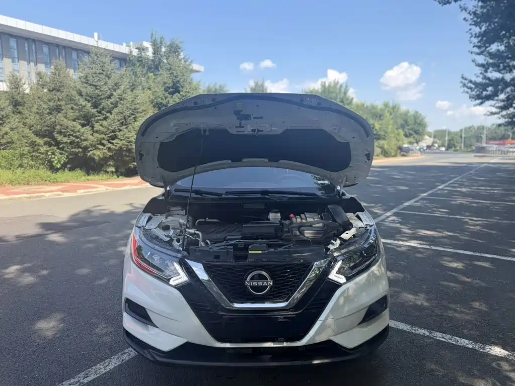 Nissan Qashqai — миниатюра 13