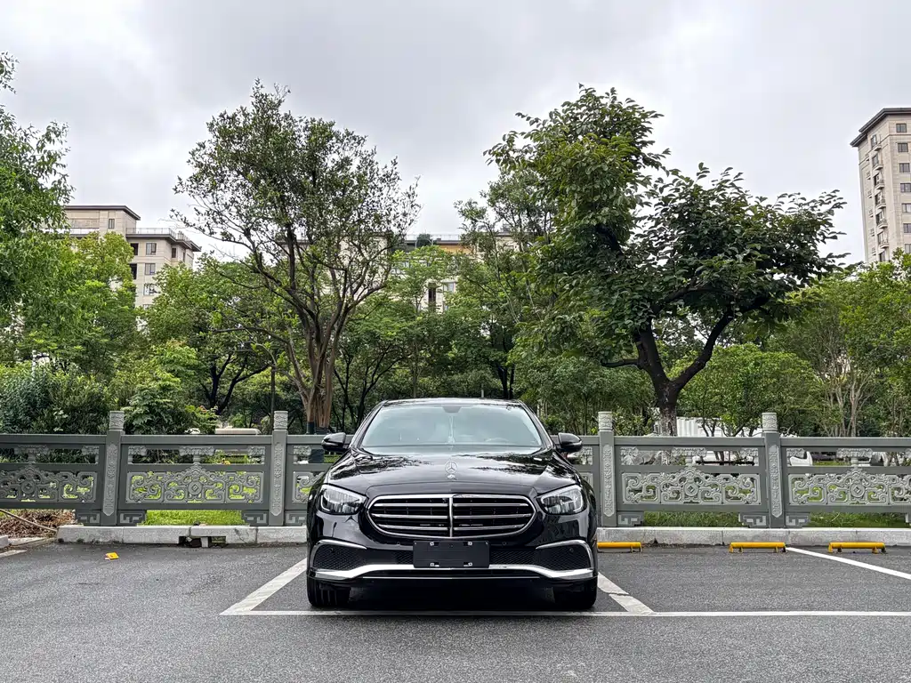 Mercedes-Benz E-Class E 2023 E 300 L Fashion