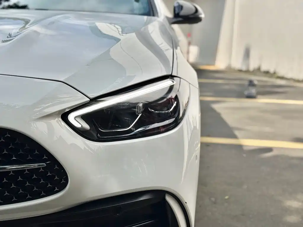 Mercedes-Benz C-Class — миниатюра 9