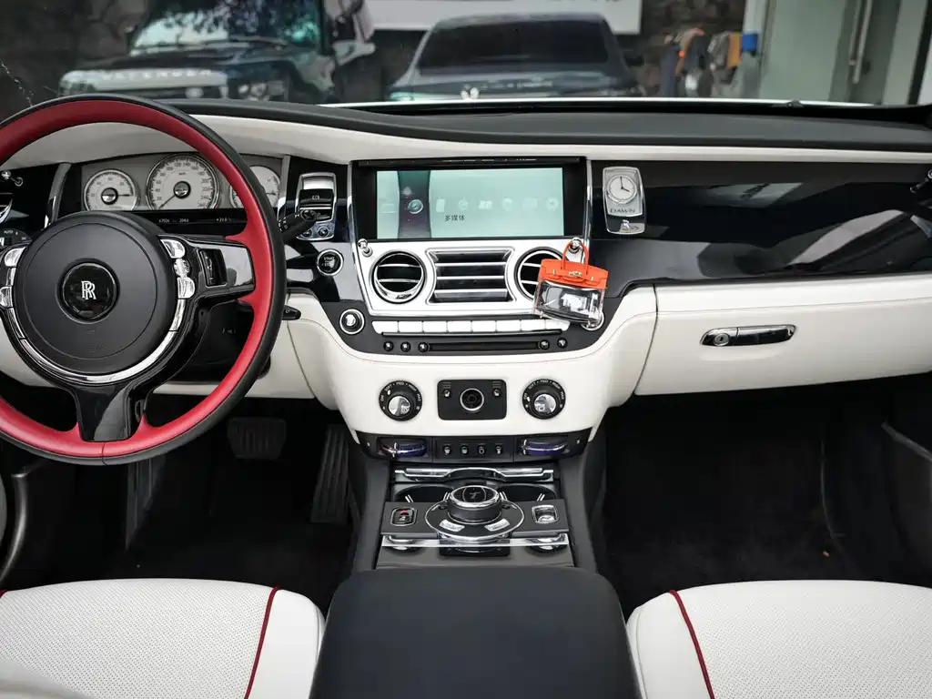 Rolls-Royce Dawn — миниатюра 5