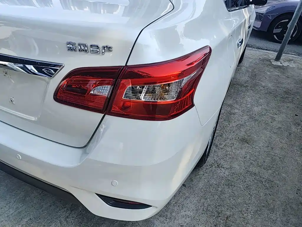 Nissan Sylphy — миниатюра 8