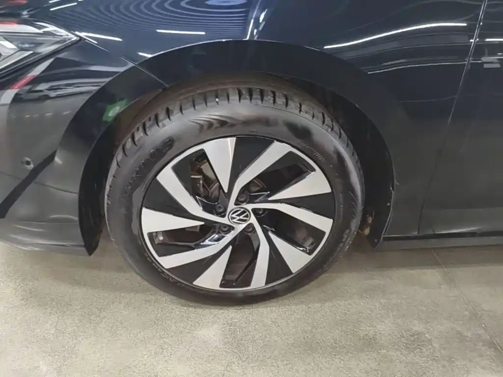 Volkswagen Passat — миниатюра 23