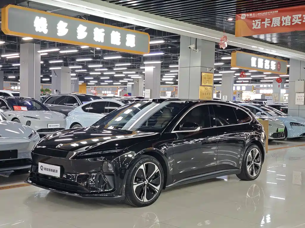 Nio ET5T 2024