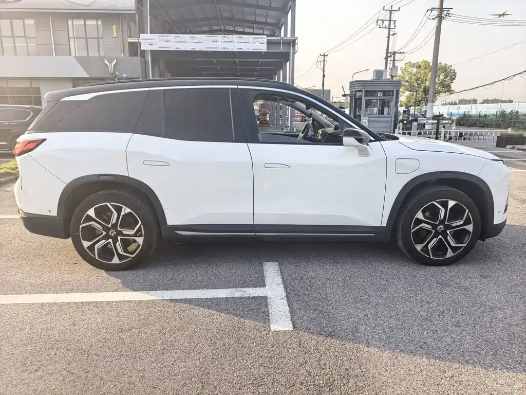 NIO ES8 — миниатюра 4