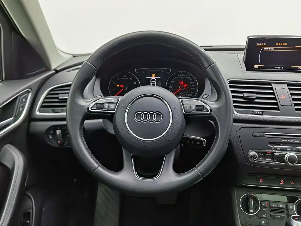 Audi Q3 — миниатюра 11