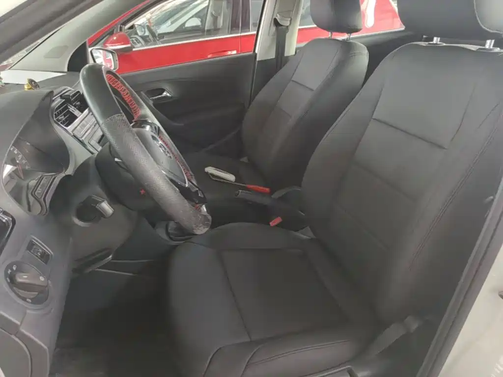 Volkswagen Polo — миниатюра 15