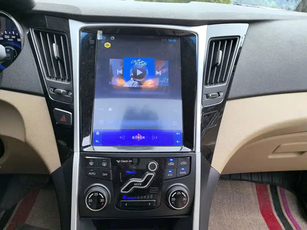 Hyundai Sonata — миниатюра 10