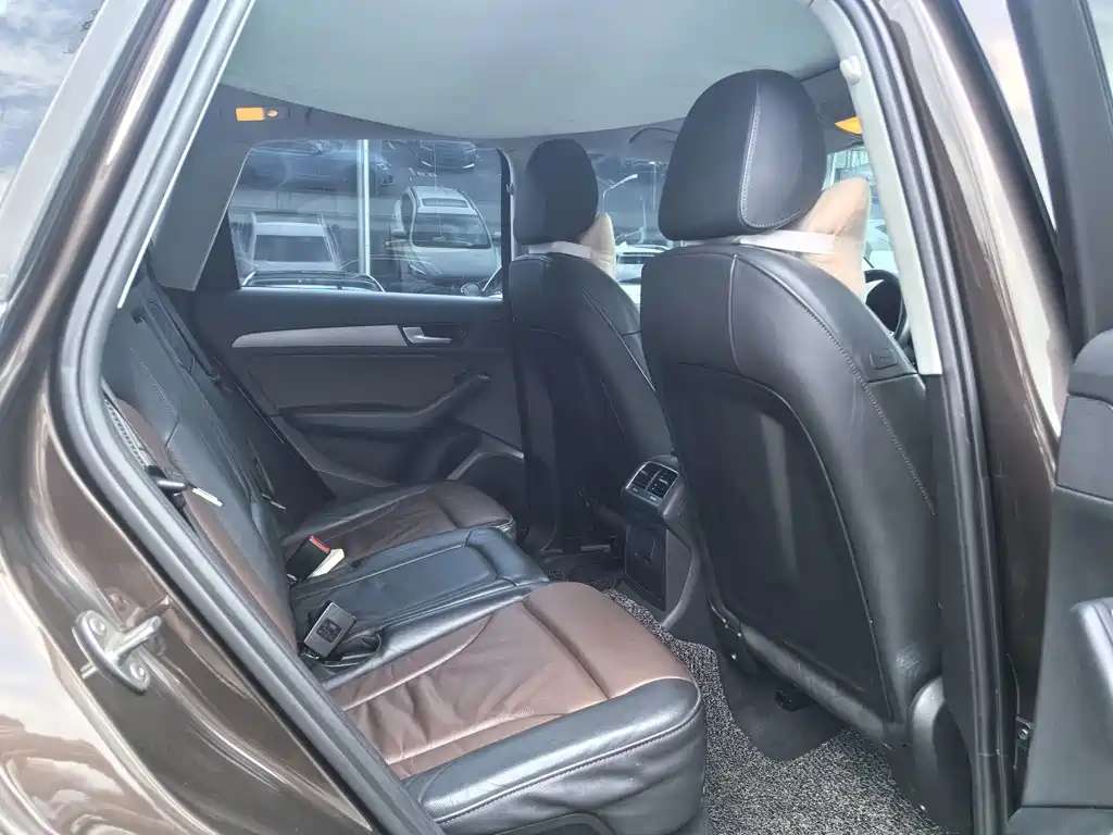 Audi Q5 — миниатюра 9