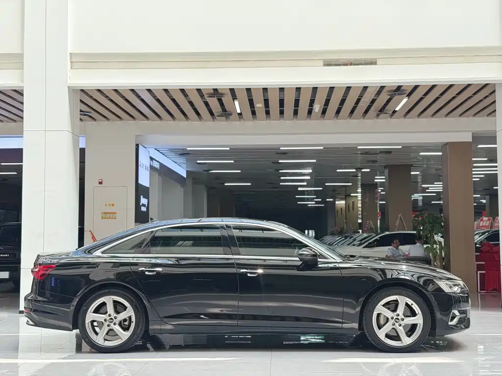 Audi A6L — миниатюра 4