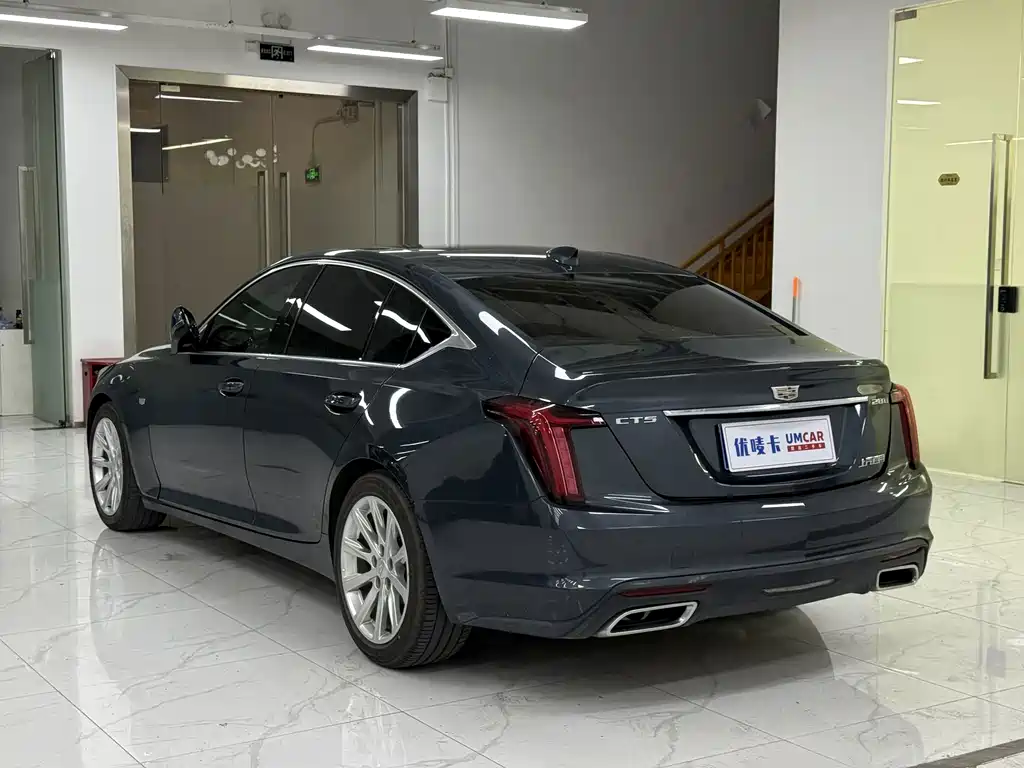 Cadillac CT5 — миниатюра 4