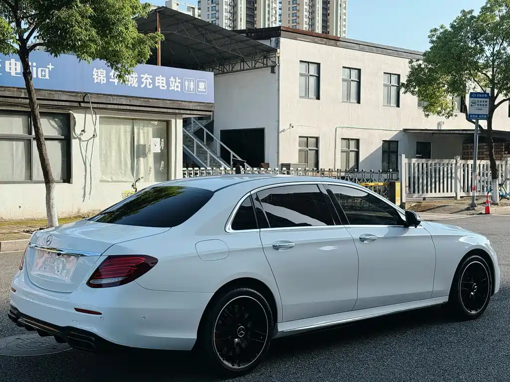 Mercedes-Benz E-Class E 2018 E 200 L Sport