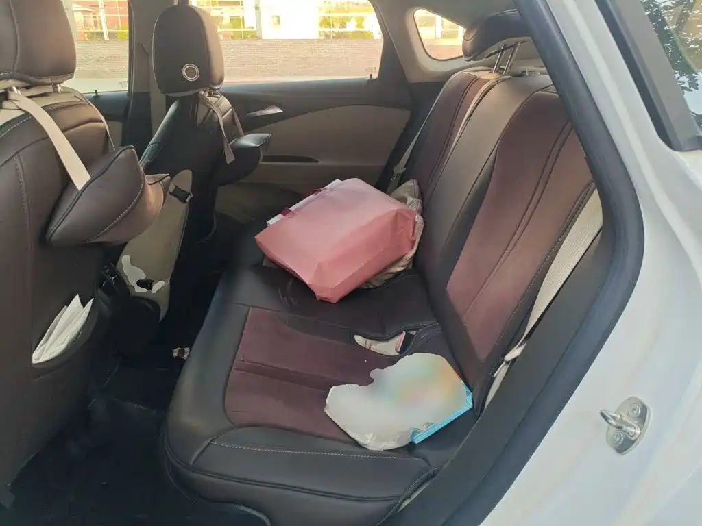Buick Verano — миниатюра 13