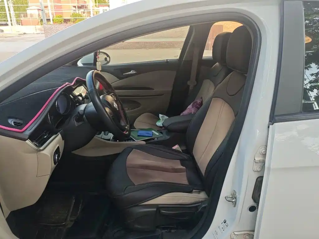Buick Verano — миниатюра 11