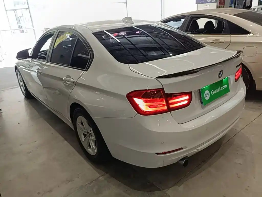 BMW 3 Series — миниатюра 5
