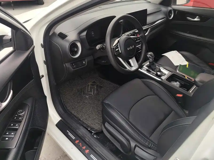 Kia K3 — миниатюра 9