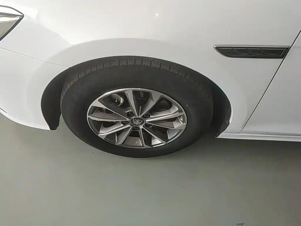 BYD Qin PLUS — миниатюра 23