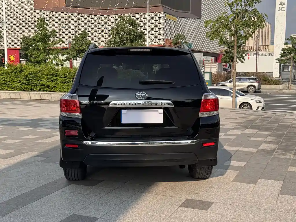 Toyota Highlander — миниатюра 3