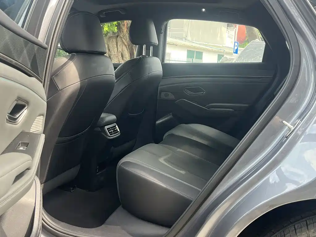 BYD Qin L — миниатюра 6