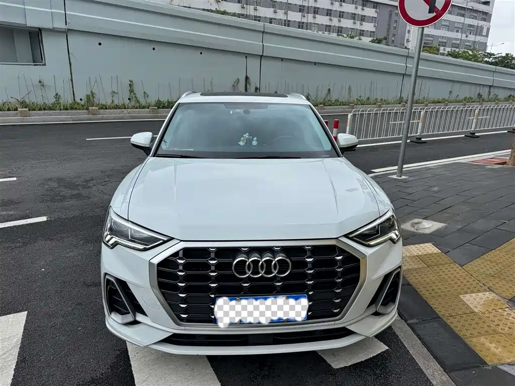 Audi Q3 2022 35 TFSI Fashion