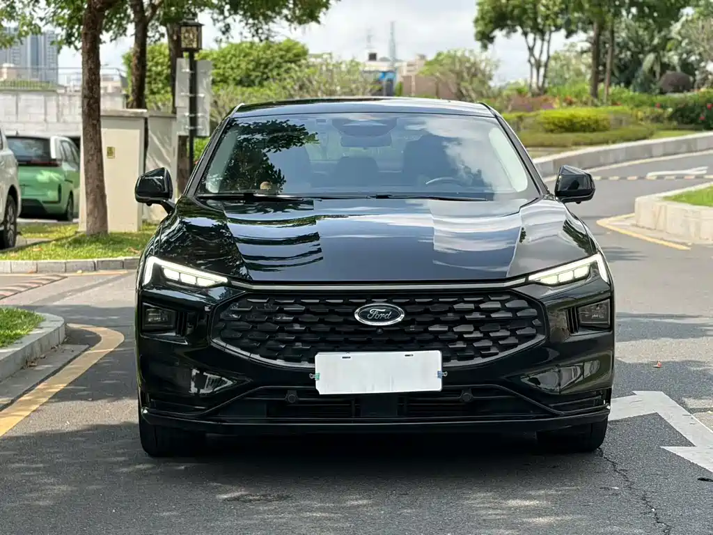 Ford Mondeo 2023 EcoBoost 245 Luxury Type