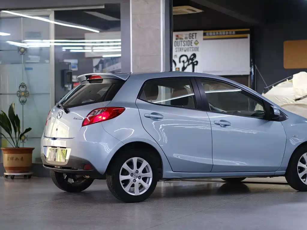 Mazda 2 Dazzle Dynamic 1.5L Auto Luxury Edition, фото 16
