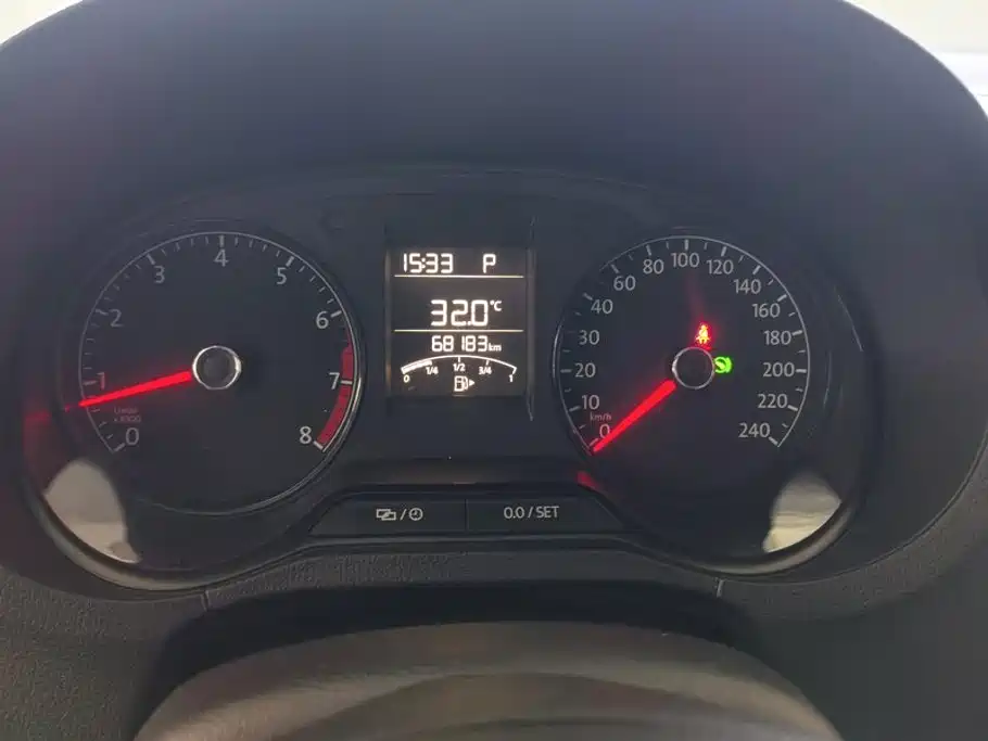 Volkswagen Polo — миниатюра 14