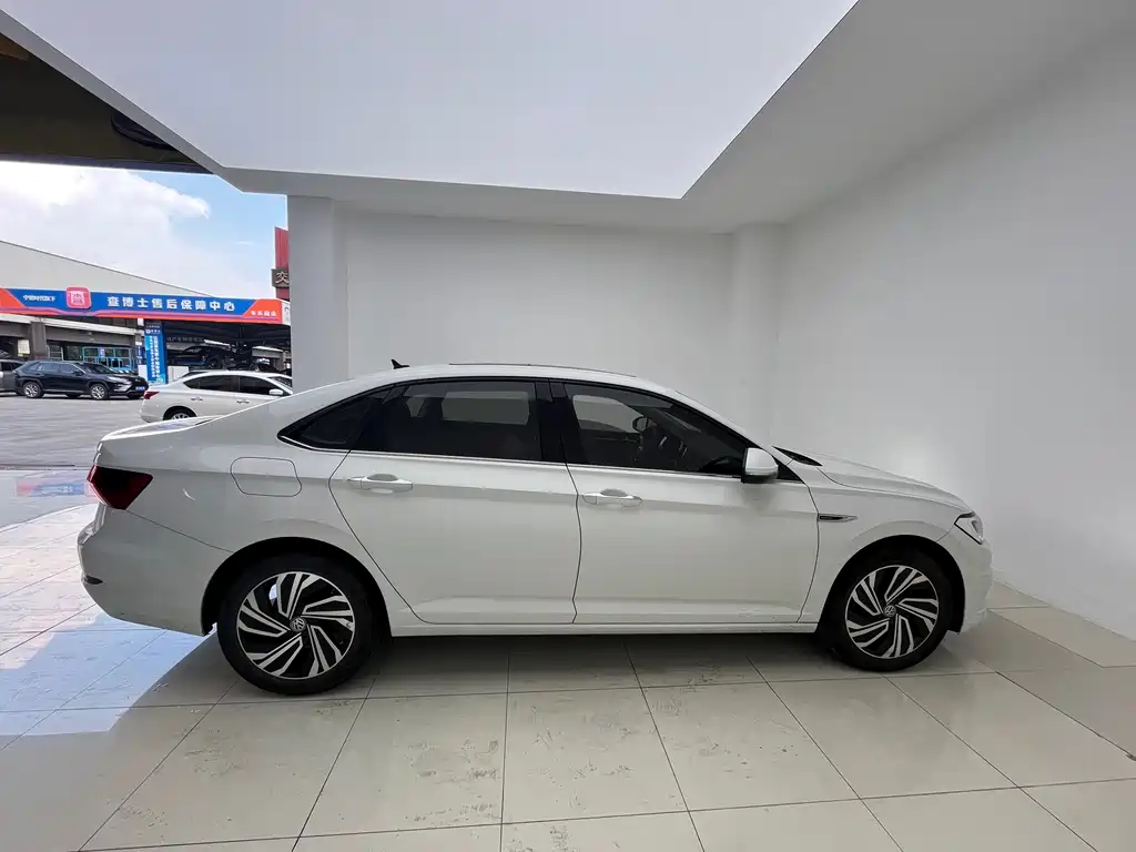 Volkswagen Sagitar — миниатюра 5
