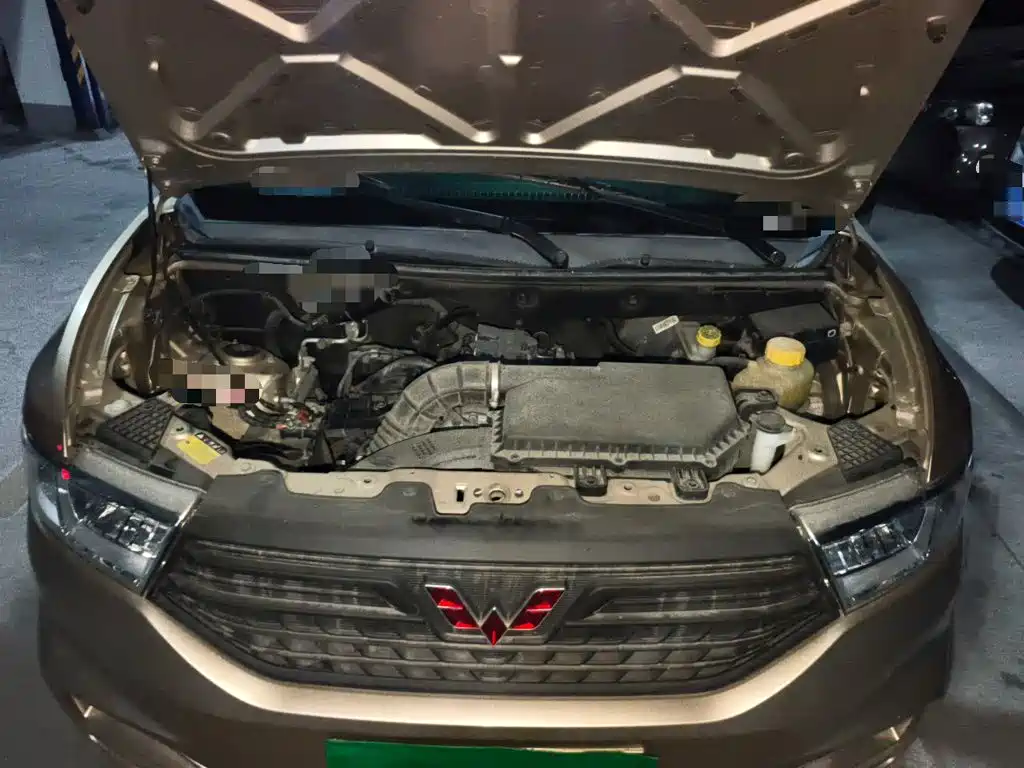 Wuling Hongguang V — миниатюра 17