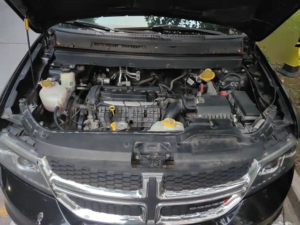 Dodge Journey — миниатюра 11
