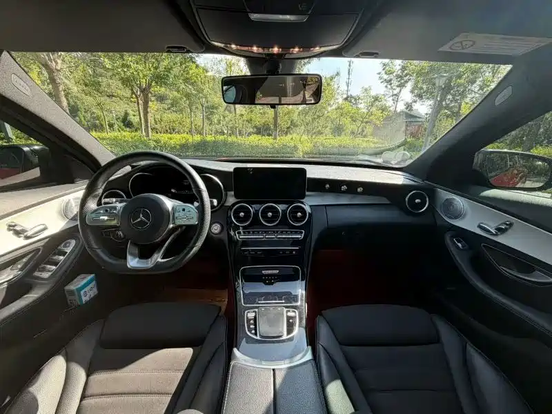 Mercedes-Benz C-Class — миниатюра 6