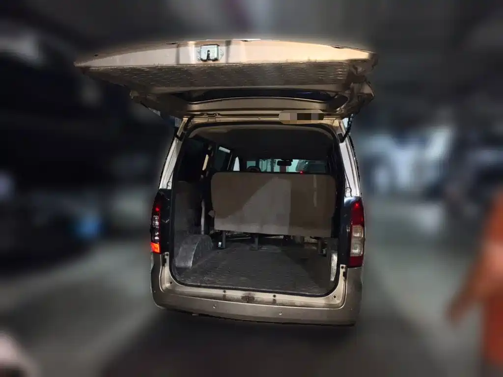 Wuling Hongguang V — миниатюра 16