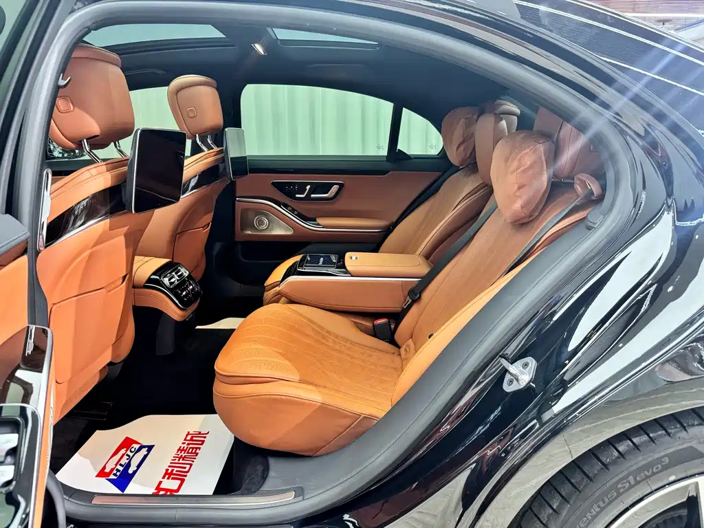 Mercedes-Benz S-Class — миниатюра 8
