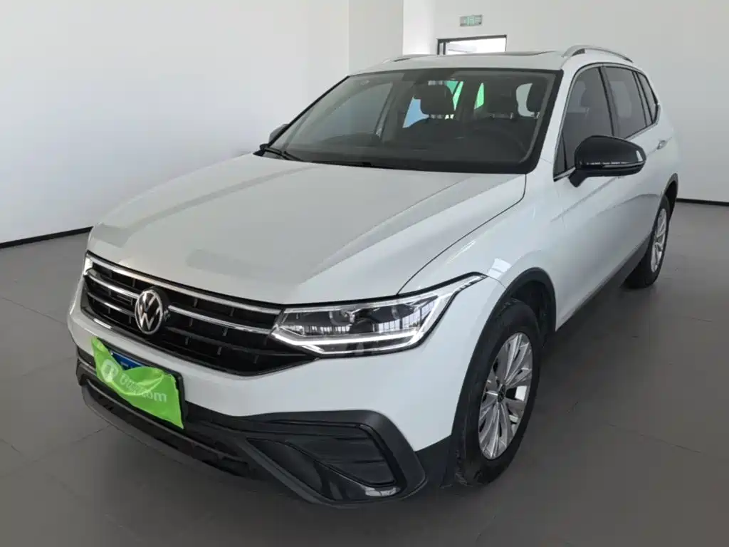 Volkswagen Tiguan L — миниатюра 2
