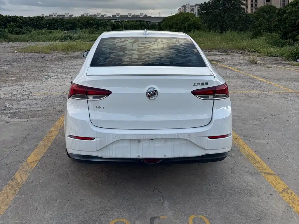 Buick Excelle — миниатюра 4