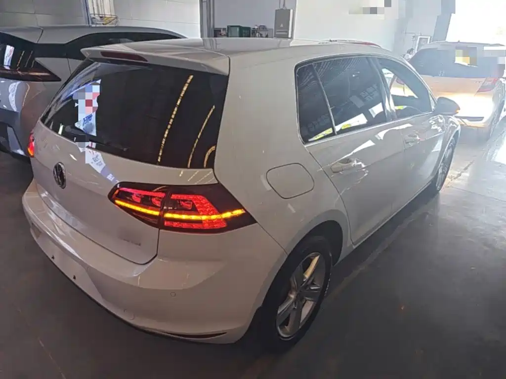 Volkswagen Golf — миниатюра 7