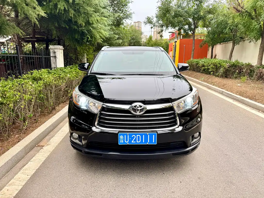 Toyota Highlander — миниатюра 4