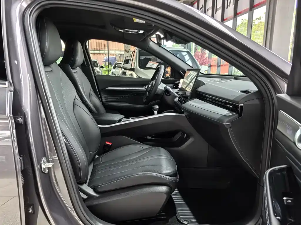 Geely Preface 2025 1.5TD