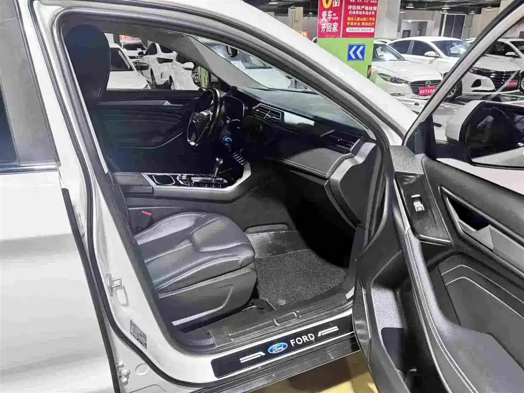 Ford Territory — миниатюра 6