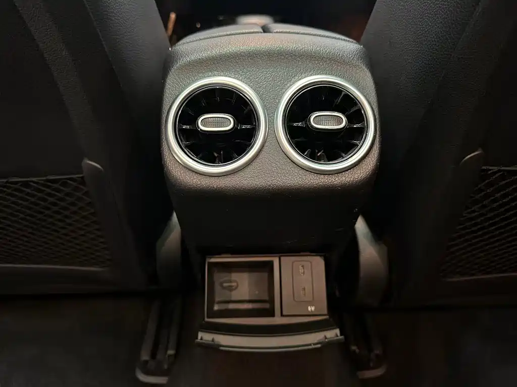Mercedes-Benz A-Class — миниатюра 12