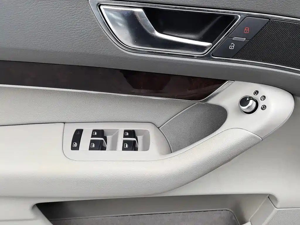 Audi A6L — миниатюра 9