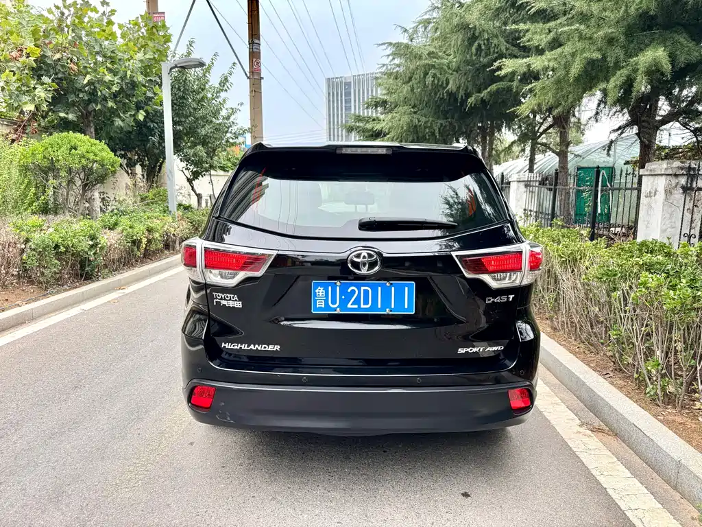 Toyota Highlander — миниатюра 5