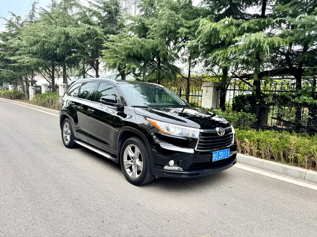 Toyota Highlander — миниатюра 6