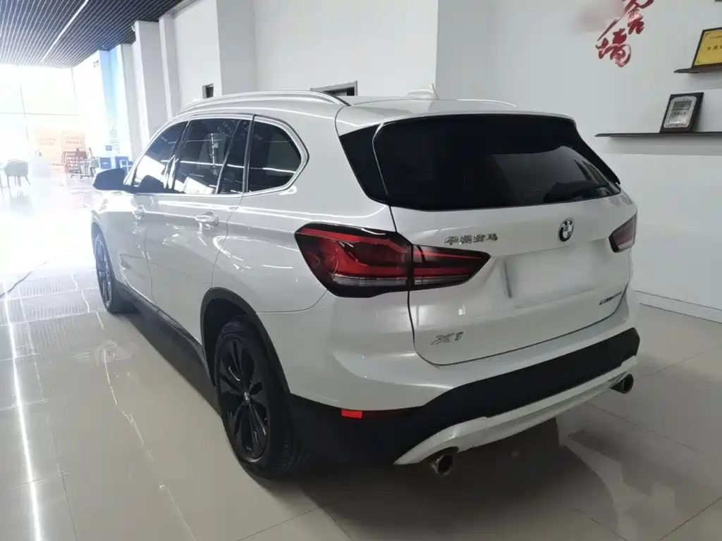 BMW X1 — миниатюра 5
